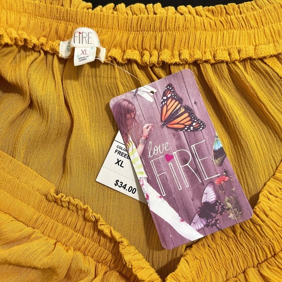 NWT Women’s LOVE FIRE Off the Shoulder XL Top, Mustard/Gold/Yellow, Size XL - Picture 2 of 4